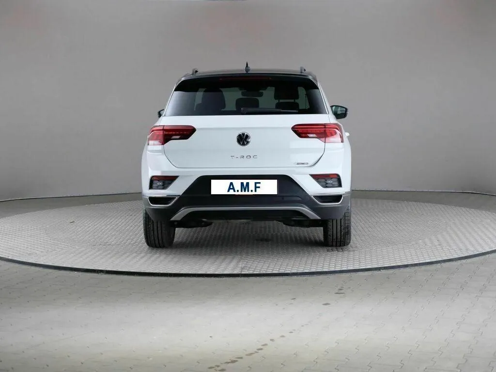 VOLKSWAGEN T-Roc Image 4