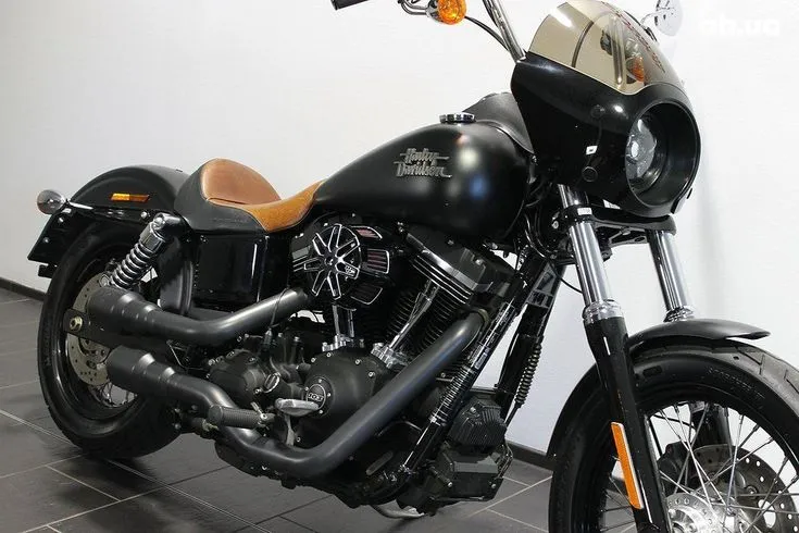 Harley-Davidson FXDB Image 3